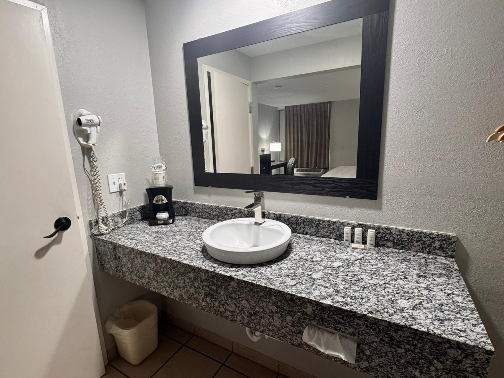 Baymont By Wyndham Great Falls City Center Eksteriør billede