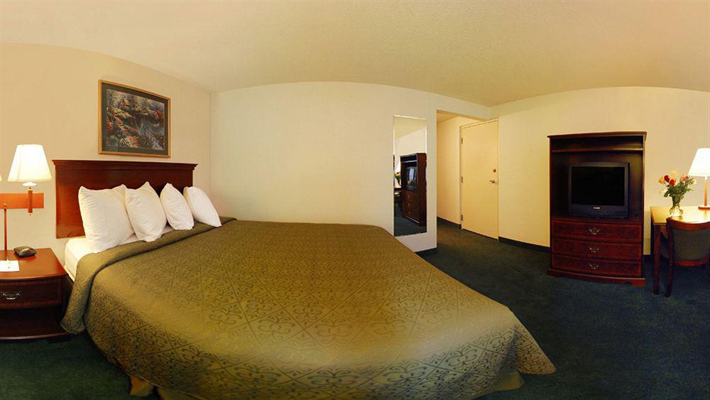 Baymont By Wyndham Great Falls City Center Eksteriør billede